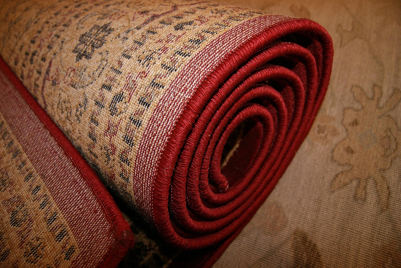NIEPRZYJEMNY ZAPACH DYWANU – KŁOPOT, NA KTÓRY ZNAMY SPOSOBY